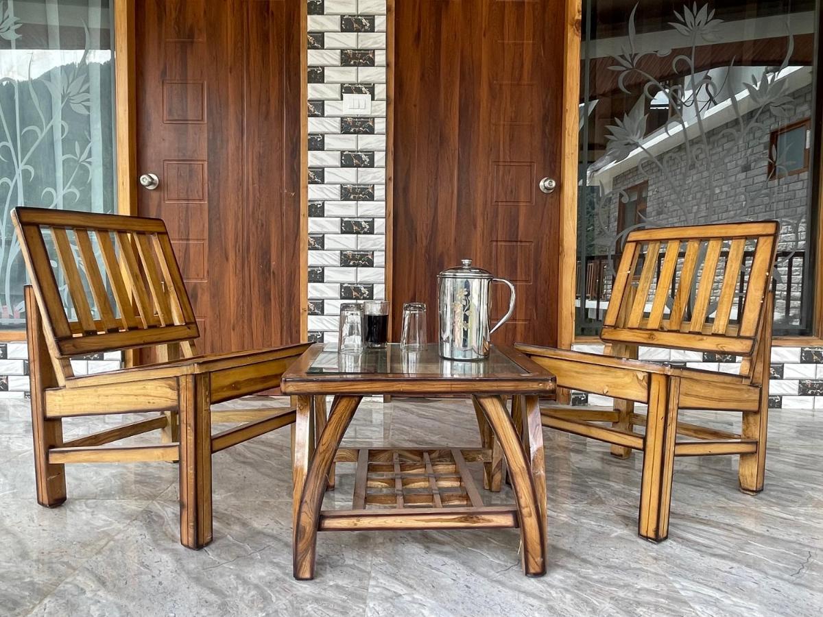 Manali Vibes Hotel Ngoại thất bức ảnh