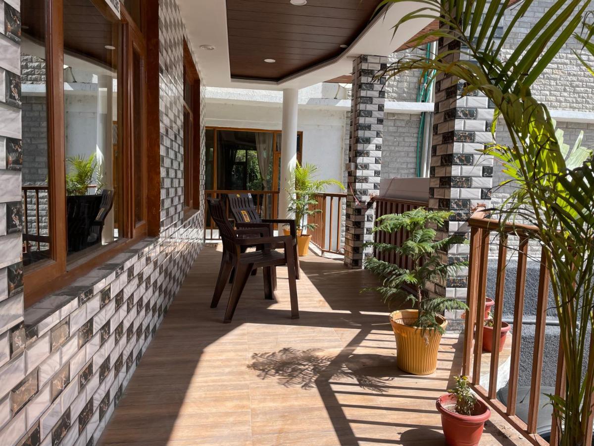 Manali Vibes Hotel Ngoại thất bức ảnh